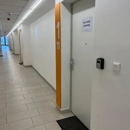 Zoeld Terasz * Debrecín