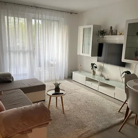 Zoeld Terasz Apartmán *