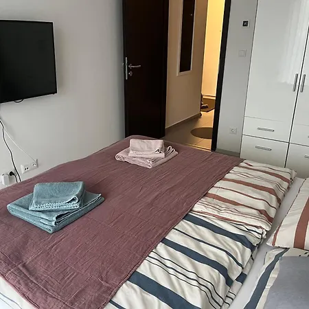 شقة Zoeld Terasz ديبريتْسين